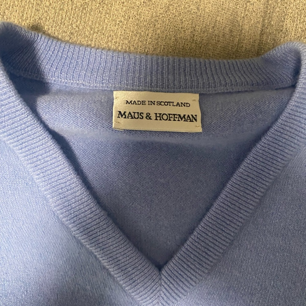 Light Blue cashmere Men's XL V-neck Sweater by Maus & Hoffman made in Scotland